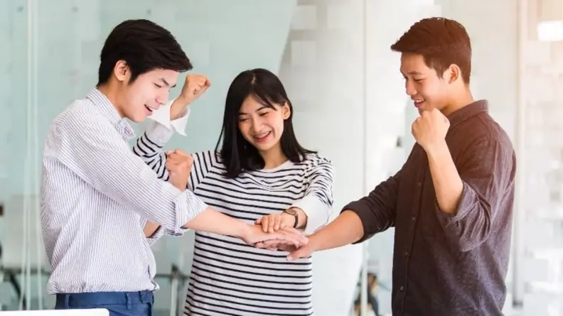３星座傻人有傻福！獅子座貴人運旺，摩羯晚年愈來愈好
