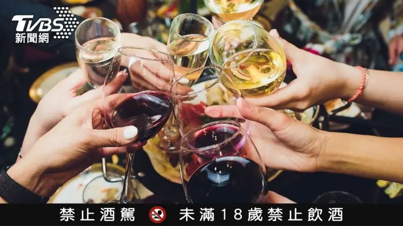 2023中秋烤肉最搭飲料TOP 6!茶飲、檸檬汁解油膩,近萬名網友推「它」絕配 2023中秋烤肉最搭飲料TOP 6!茶飲、檸檬汁解油膩,近萬名網友推「它」絕配