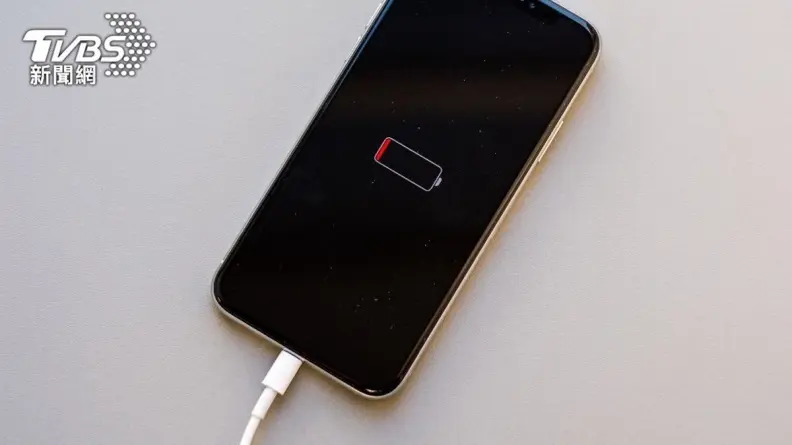 果粉小心！iPhone出現５徵兆快備份資料，恐無預警死機