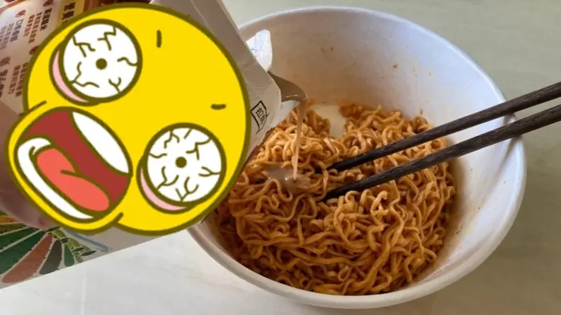 泡麵獵奇新吃法！網友曝辣乾麵加「這物」超好吃：甜甜辣辣像南部口味