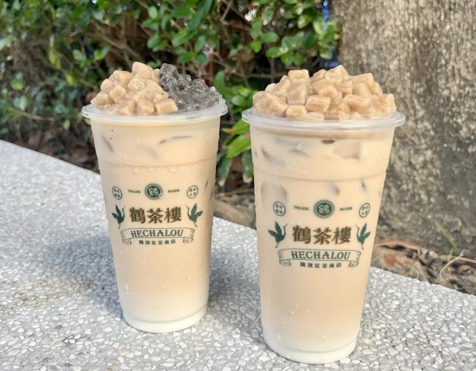 第2杯半價!鶴茶樓新品奶茶「花生粉角」吃得到花生粒,還有芝麻粉角 第2杯半價!鶴茶樓新品奶茶「花生粉角」吃得到花生粒,還有芝麻粉角