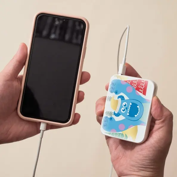 4款超萌聖誕3C周邊限量開搶!維尼充電座能當存錢筒、三眼怪充電盤一機兩用 4款超萌聖誕3C周邊限量開搶!維尼充電座能當存錢筒、三眼怪充電盤一機兩用