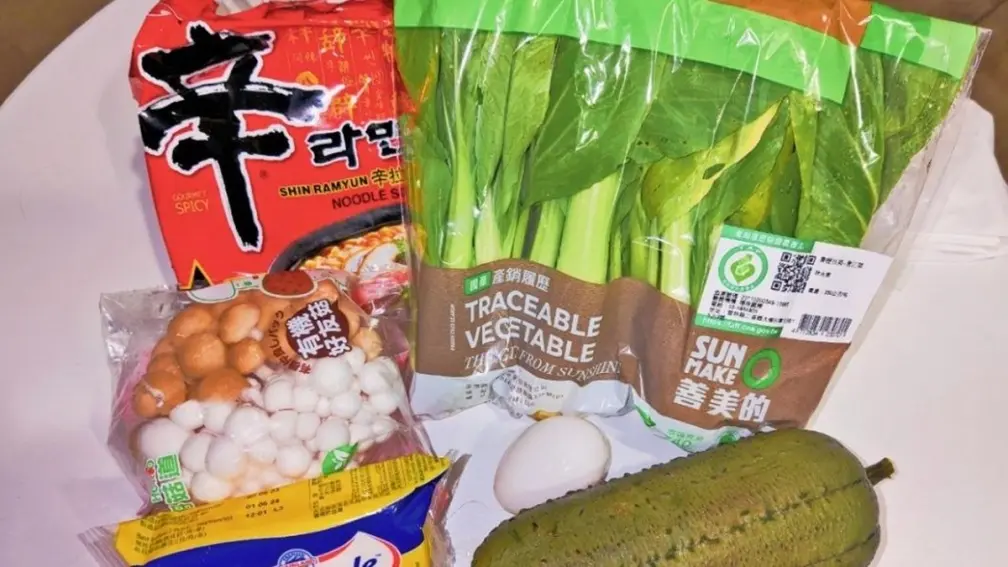 泡麵新吃法！內行人曝「湯＋２物」秒變另一道料理，60元有找CP值超高
