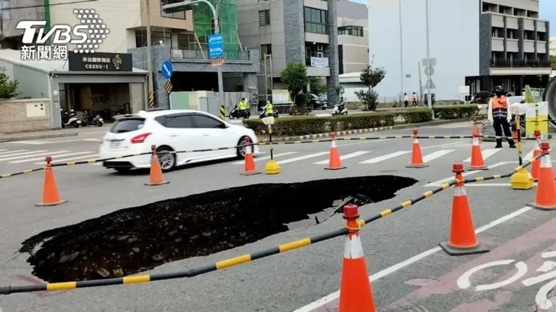2023年10大熱話題排行!「熱炒店白飯之亂」登第3,第1名影響全台民生 2023年10大熱話題排行!「熱炒店白飯之亂」登第3,第1名影響全台民生