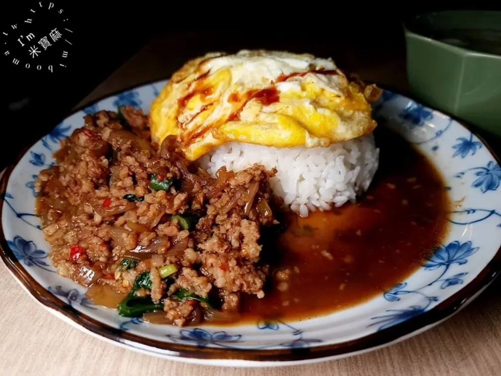捷運南勢角站美食推薦14家!浮誇海鮮麵、起司瀑布吐司、道地東南亞料理 捷運南勢角站美食推薦14家!浮誇海鮮麵、起司瀑布吐司、道地東南亞料理