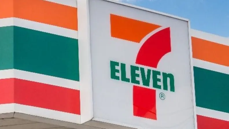 長知識了！為何超商7-11招牌只有「n」是小寫？官方給答案