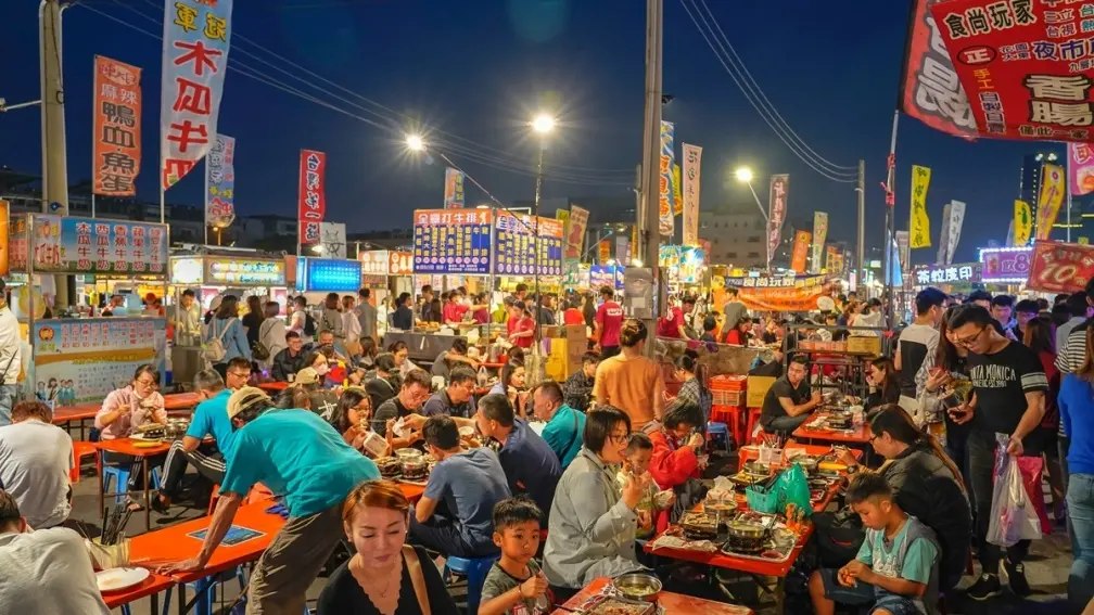 不是滷肉飯！港人來台大讚２美食：夜市牛排CP值超高、１餐點「此生最好吃」