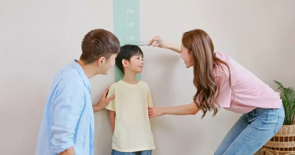 家長快看!把握小孩「寒假長高黃金期」,醫生曝3招可多長高1.5公分 家長快看!把握小孩「寒假長高黃金期」,醫生曝3招可多長高1.5公分