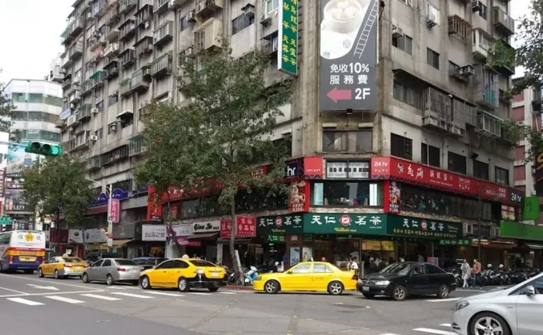 雙北「超商一條街」密度排行!內湖瑞光路第2,「第1名」2公里開了23家 雙北「超商一條街」密度排行!內湖瑞光路第2,「第1名」2公里開了23家