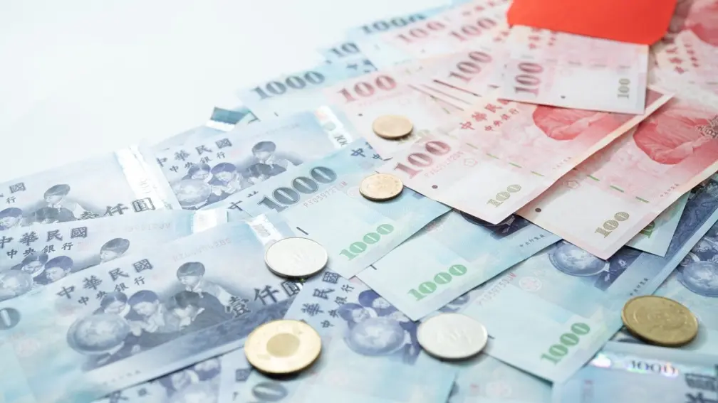 明年基本工資有望調漲4％！最低月薪28570、時薪190元，勞動部回應了
