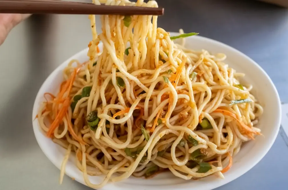 夏天小心「５類食物」易致中毒！水果、雞蛋都上榜，營養師：嚴重恐釀敗血症