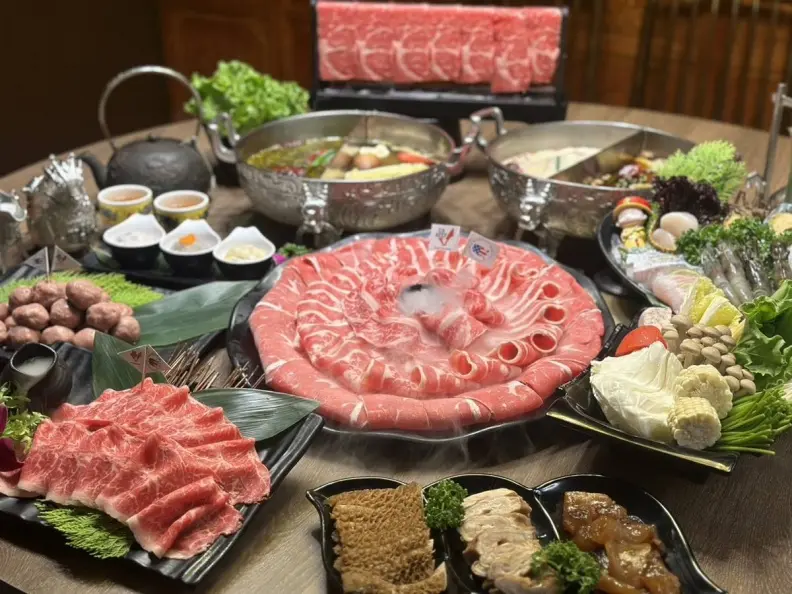 問鼎限時「888元起快閃吃到飽」方案