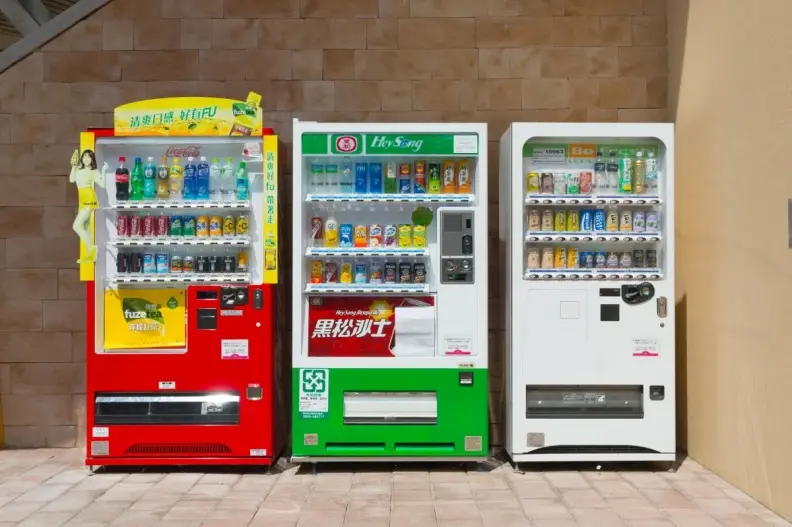 販賣機「１隱藏飲料」超商買不到！網友讚便宜１瓶15元：好喝不輸手搖飲