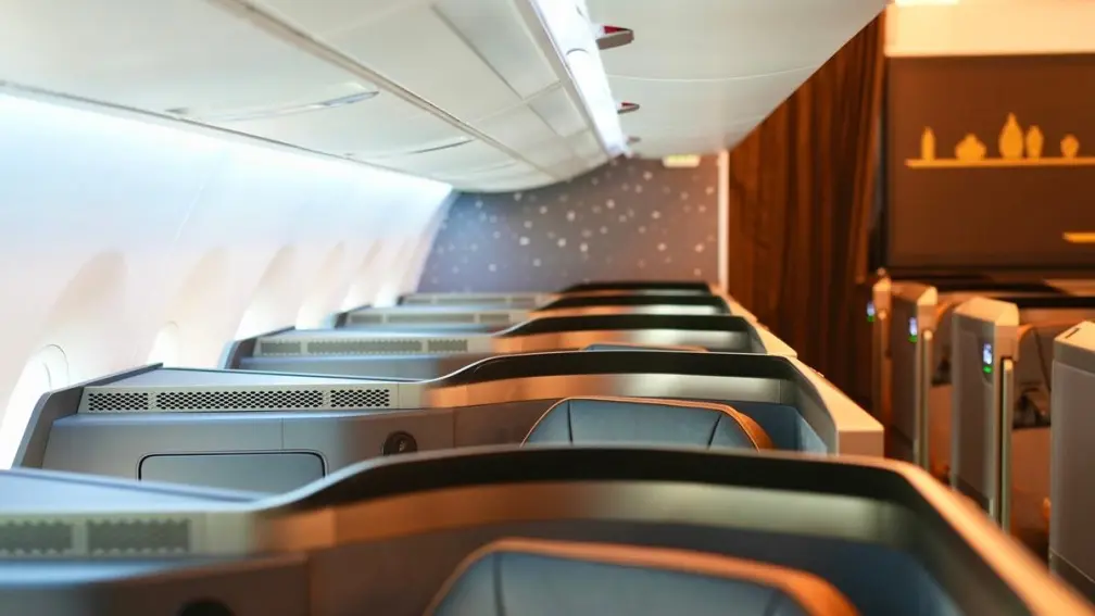 超幸運!他搭飛機意外被升等商務艙,內行人曝「2祕訣」升等機率高