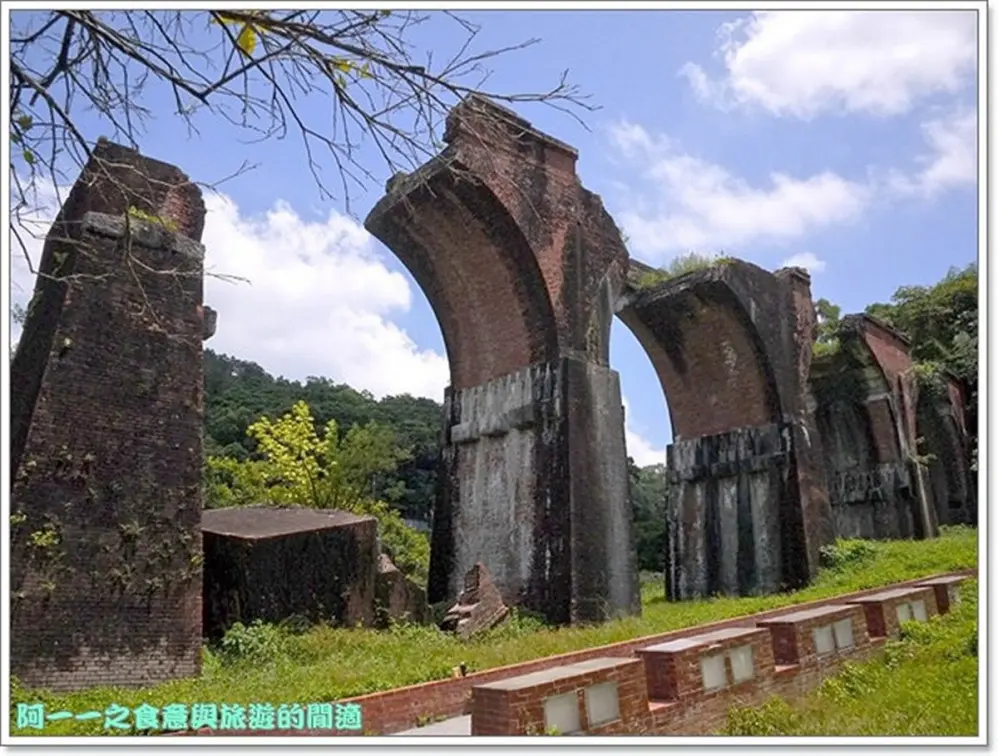 苗栗景點推薦Top40:新開幕文創園區、採草莓,苗栗一日遊玩法 苗栗景點:龍騰斷橋
