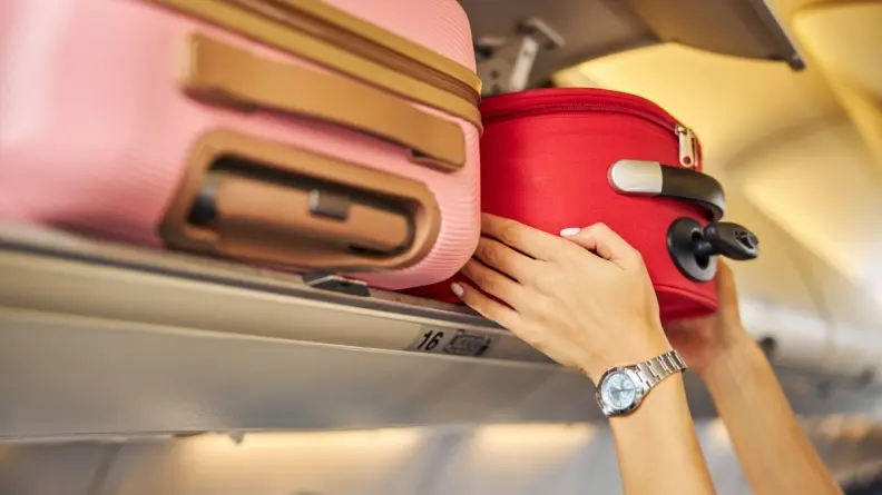 出國搭飛機注意!過安檢千萬別帶「3種NG物品」,以免卡關、錯過班機 出國搭飛機注意!過安檢千萬別帶「3種NG物品」,以免卡關、錯過班機