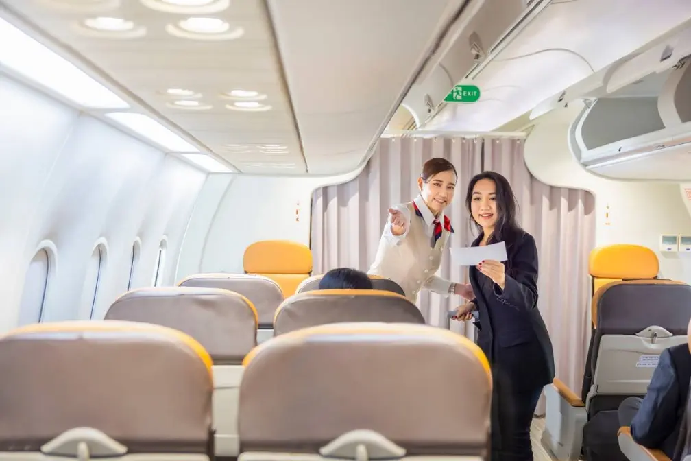 飛機上可以自己換位置嗎?空姐揭隨意換位2下場:小心信用卡遭盜刷 飛機上可以自己換位置嗎?空姐揭隨意換位2下場:小心信用卡遭盜刷