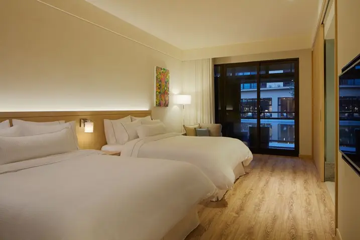 Westin Yilan_115premium room1.jpg