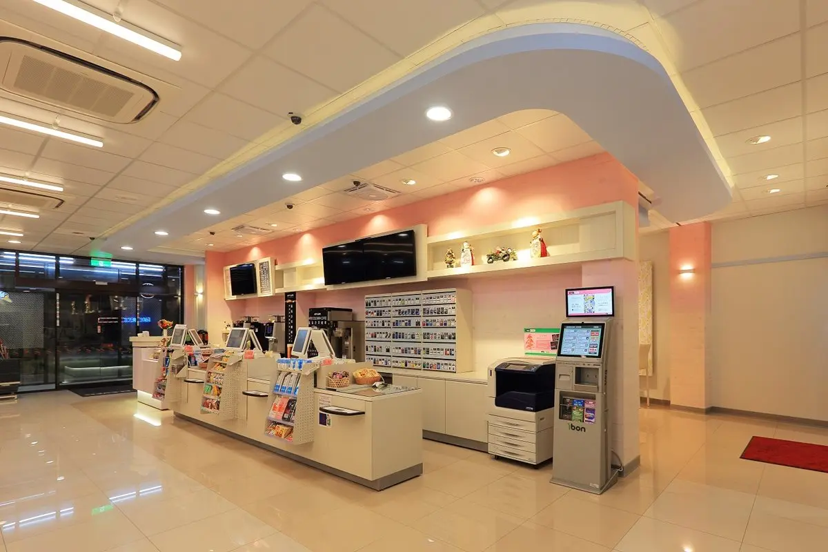 超商推「未來概念店」,3600項商品店員都噴汗了 超商推「未來概念店」,3600項商品店員都噴汗了