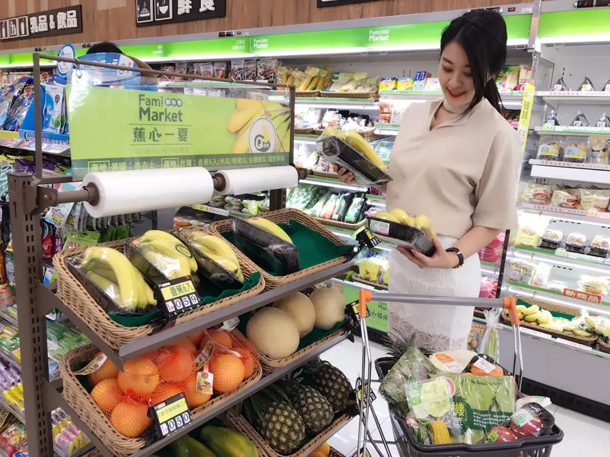 超商推「未來概念店」,3600項商品店員都噴汗了 超商推「未來概念店」,3600項商品店員都噴汗了