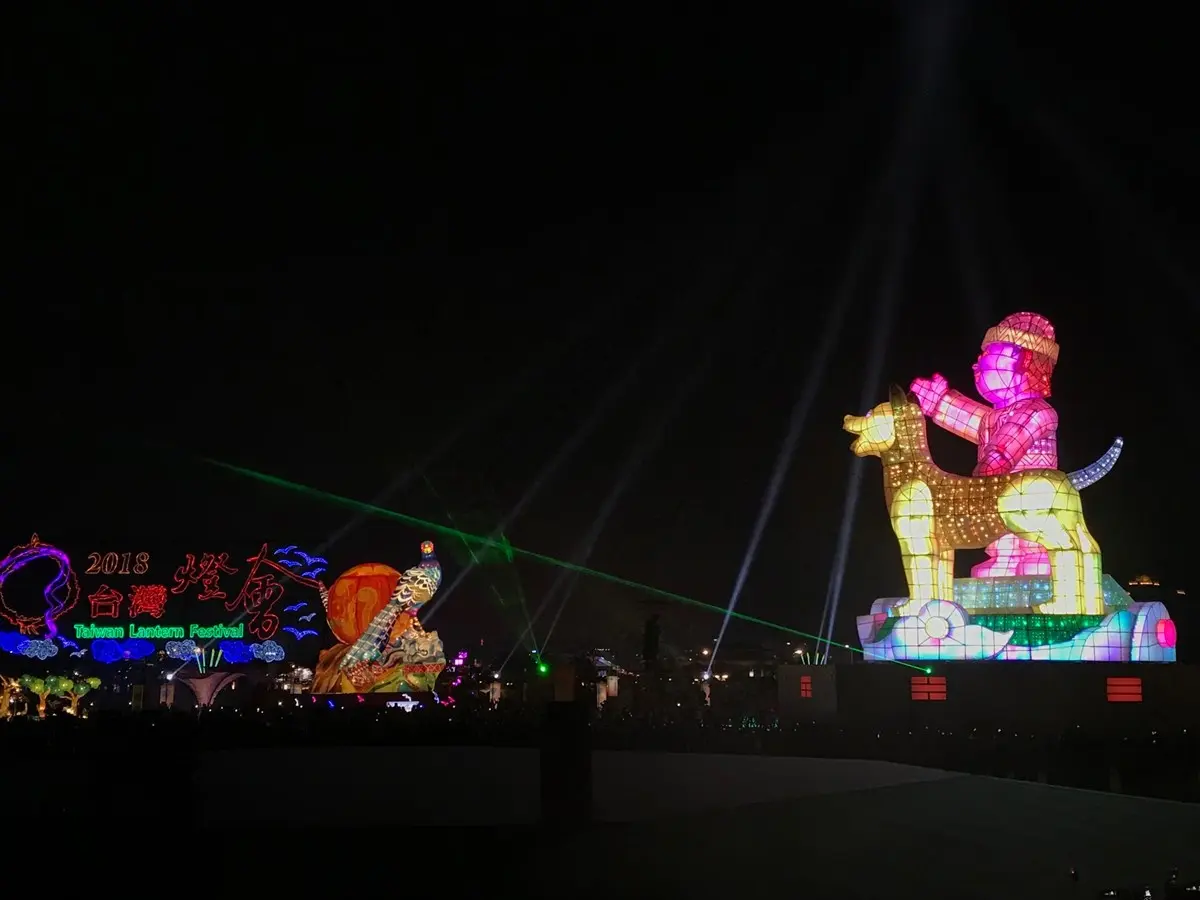 元宵節衝這裡!全台燈會小吃地圖 元宵節衝這裡!全台燈會小吃地圖