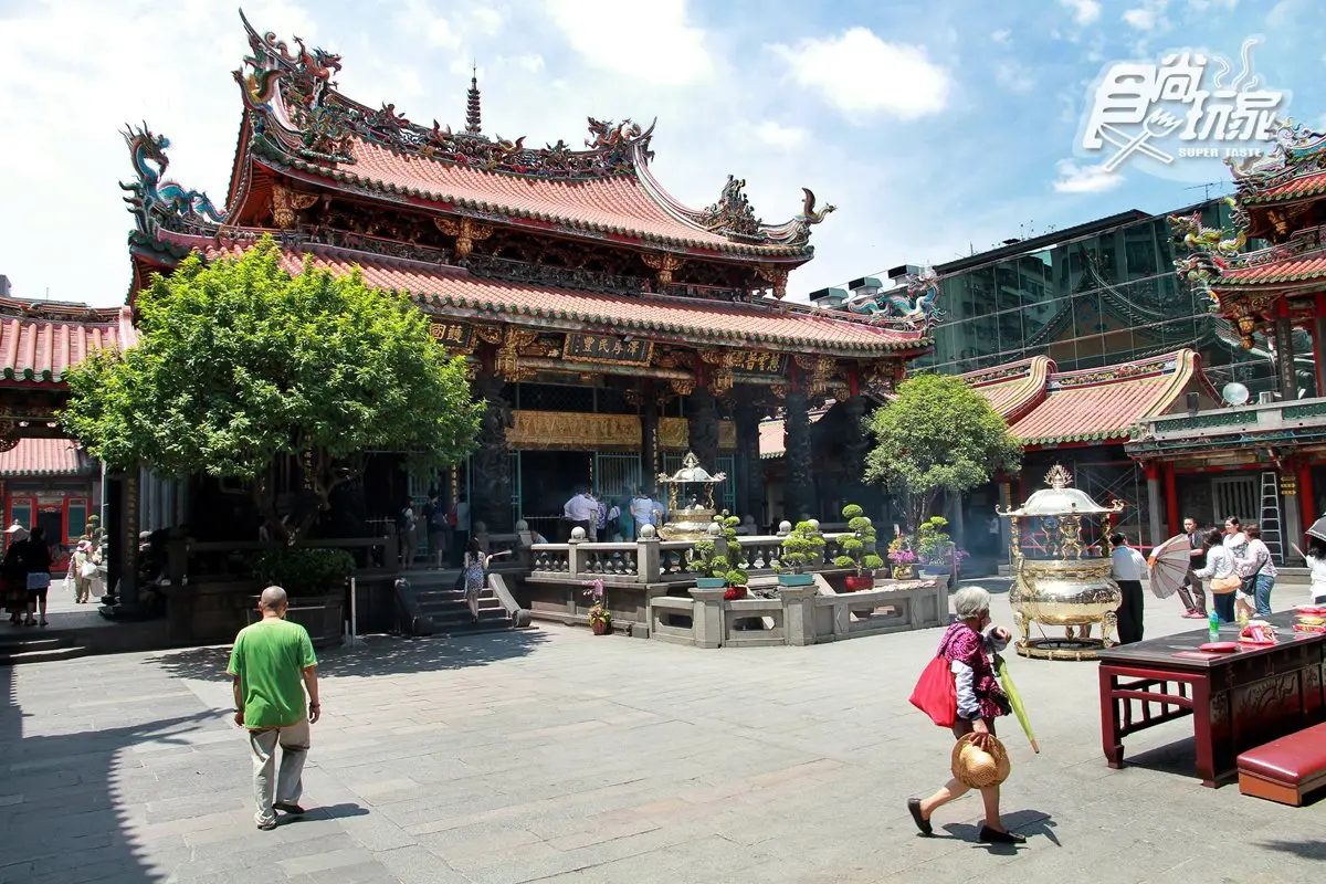 台北第一街是這條！過年走春６亮點：全台唯一銅龍柱、救命巷、60年原汁排骨