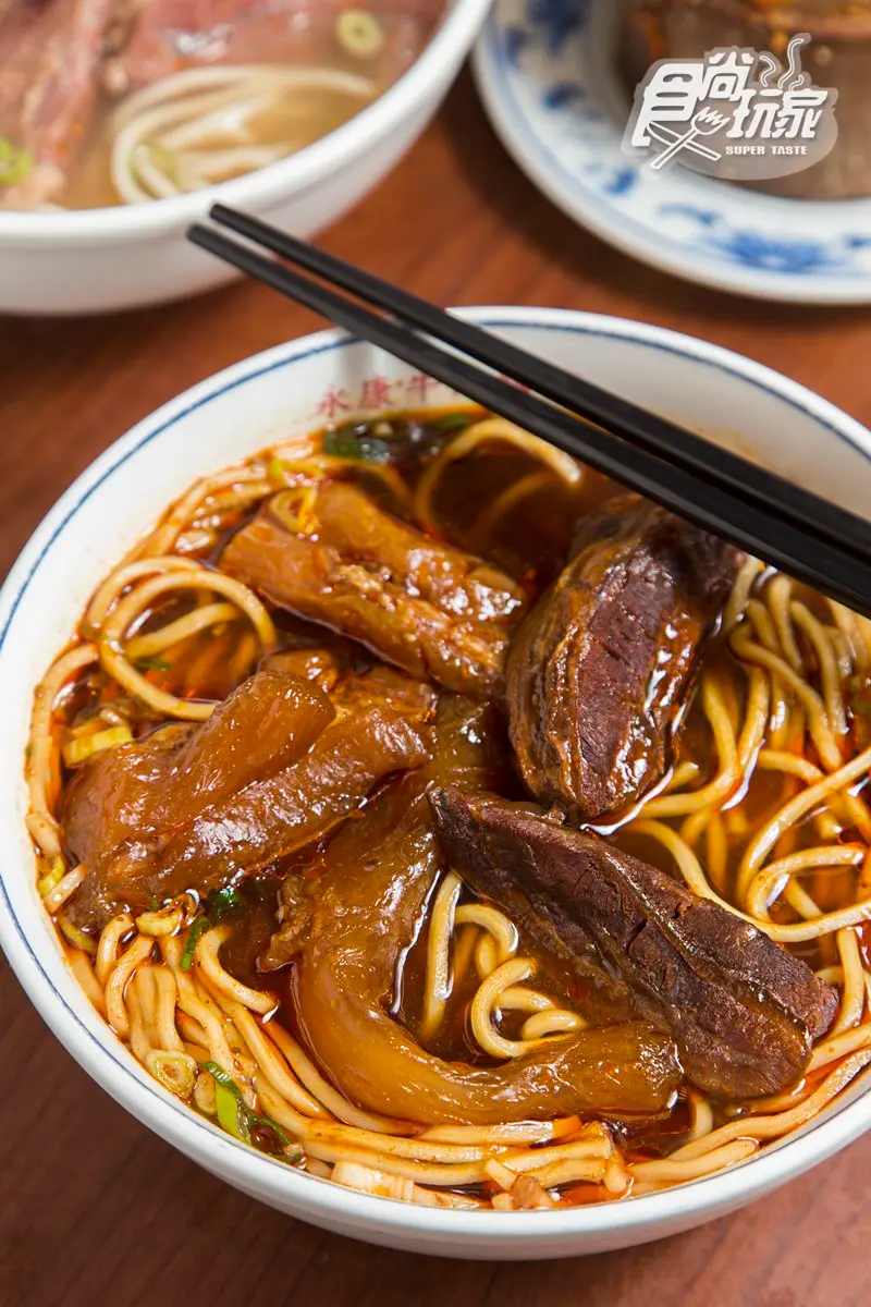 【台北米其林】一次秒懂!為什麼米其林推這8家牛肉麵 【台北米其林】一次秒懂!為什麼米其林推這8家牛肉麵