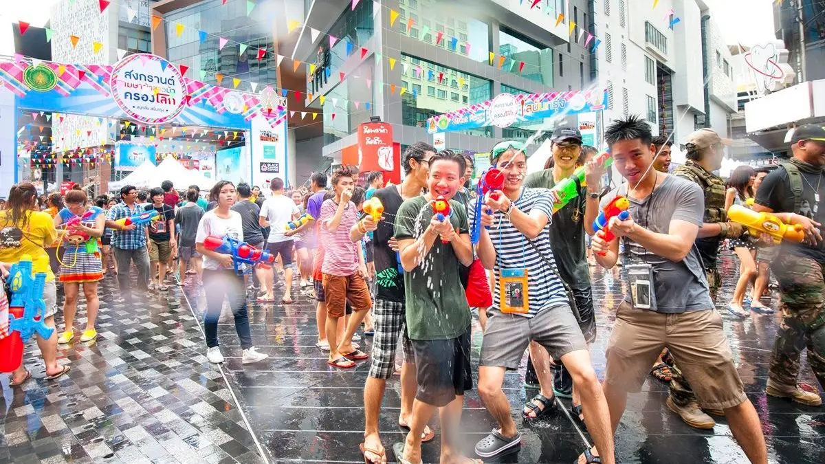 比去墾丁還快！全球最大規模「潑水大戰」準備卡位沒？