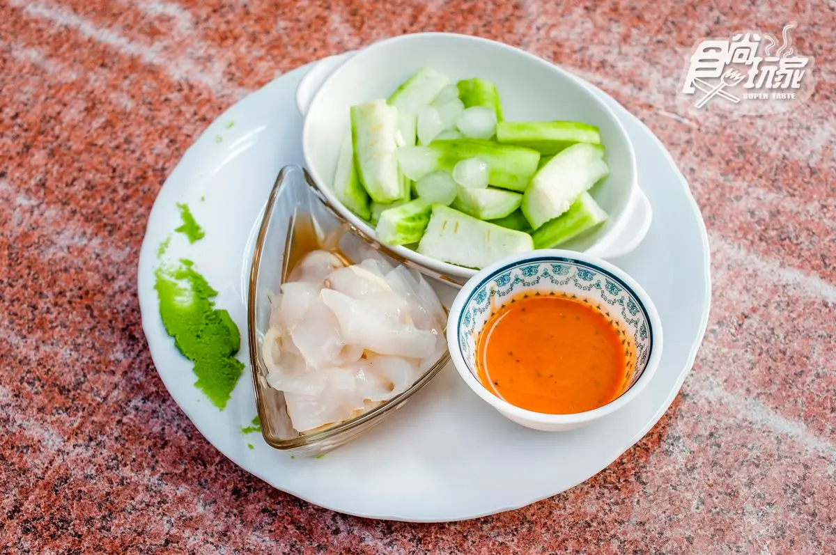 來澎湖吃這8樣就對了！海膽煎蛋、貓仔瘢、青嘴龍占酸瓜湯、炒石拒