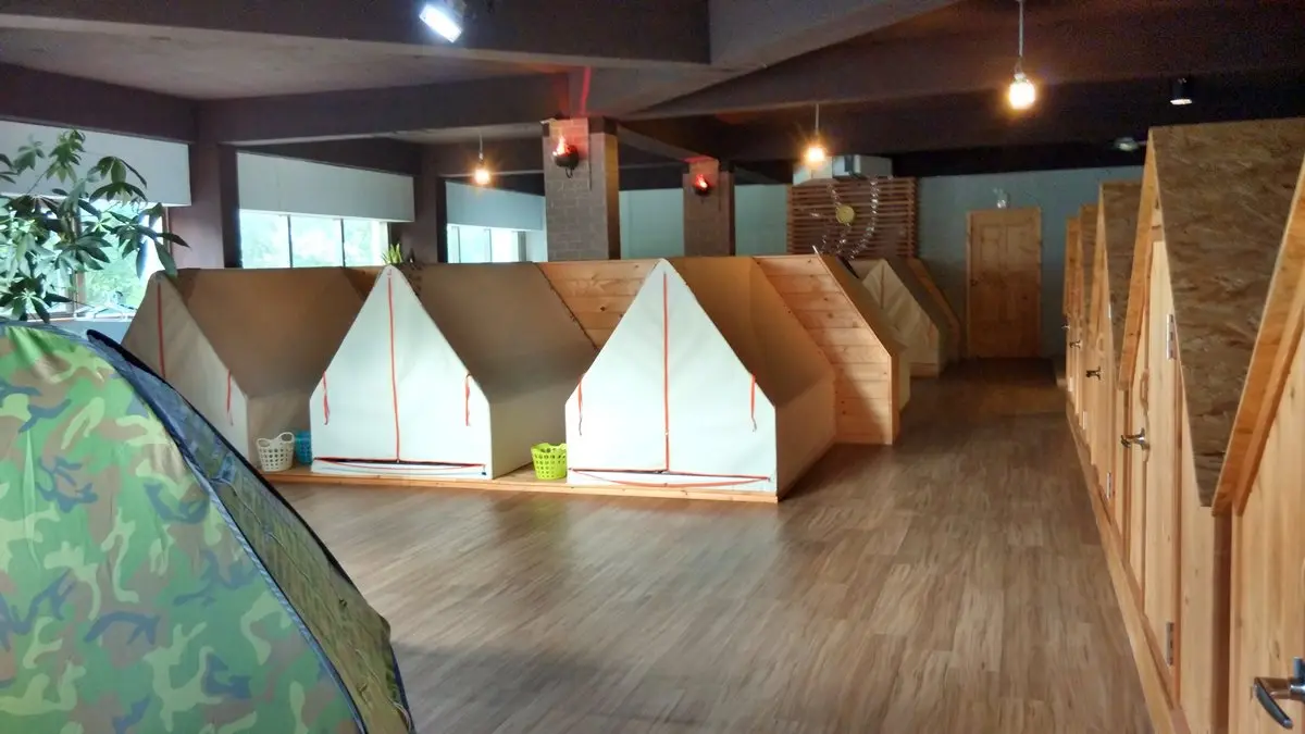 露營控尖叫！3種營地、5款營帳看了好想住：會飄浮的帳篷、看星空的帳篷、要刷卡的帳篷