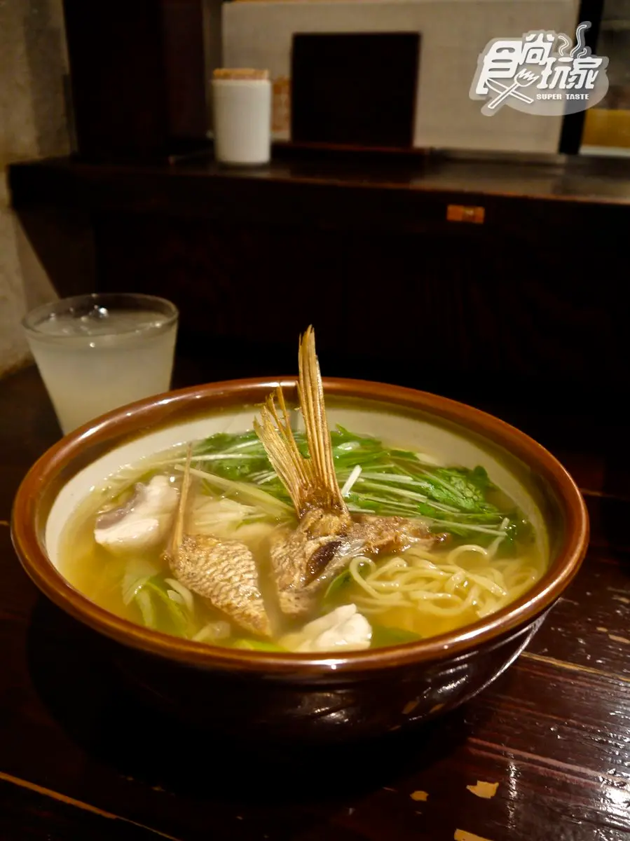愈夜愈美麗!京都5大花街先玩這條:嘗60秒炸黑毛和牛、喝「京的涼風」、外帶抹茶大福 愈夜愈美麗!京都5大花街先玩這條:嘗60秒炸黑毛和牛、喝「京的涼風」、外帶抹茶大福