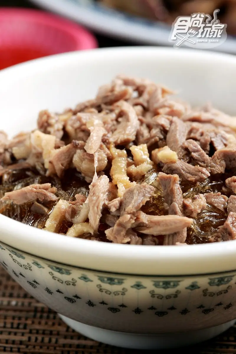 拜拜吃美食!北港老街7攤老字號:「假的」魚肚羹、80年鴨肉飯、手工白圓仔 拜拜吃美食!北港老街7攤老字號:「假的」魚肚羹、80年鴨肉飯、手工白圓仔