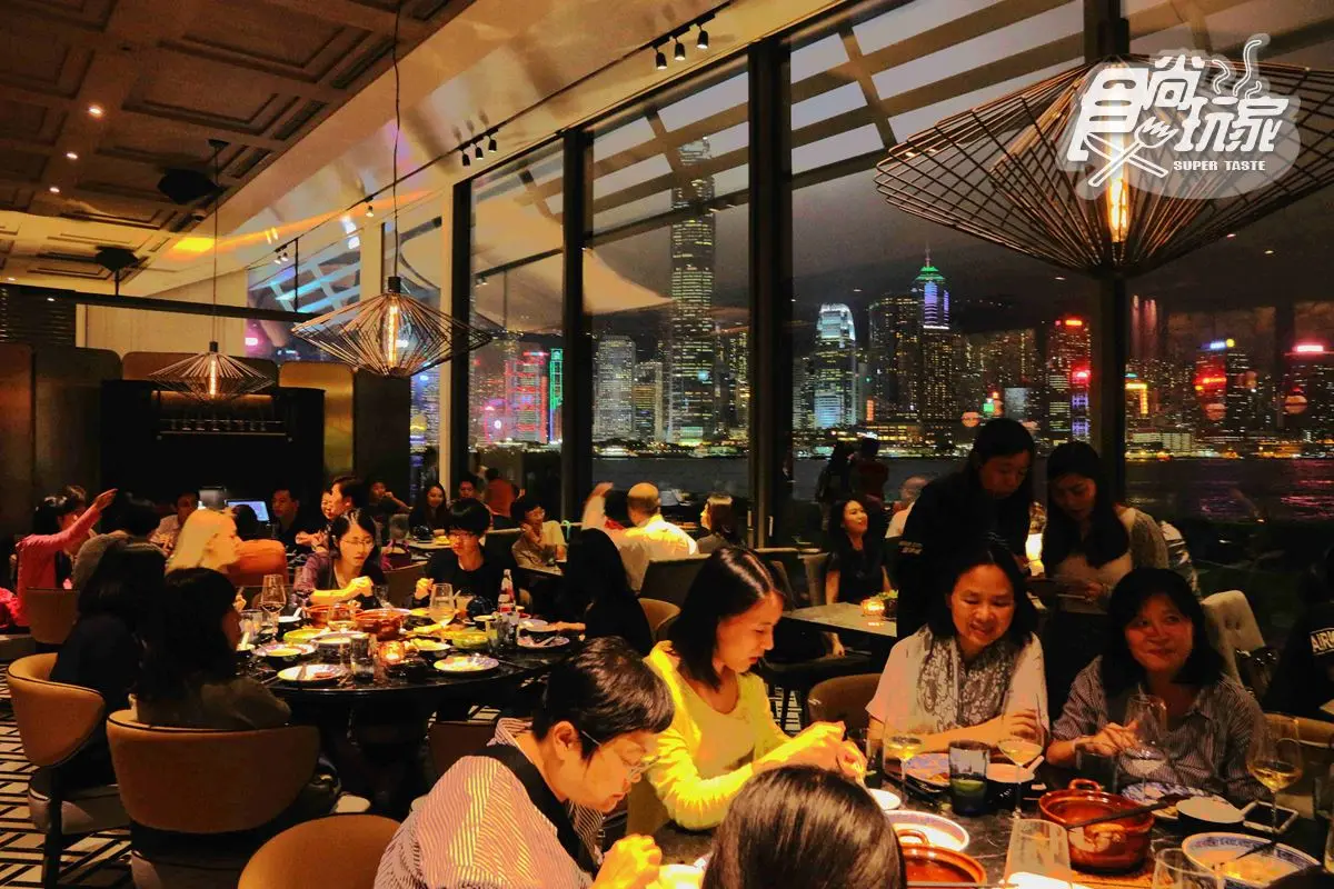 海陸空玩維多利亞港:搭帆船 嘗30顆星港味 世界最高下午茶 拍360度無敵夜景 海陸空玩維多利亞港:搭帆船 嘗30顆星港味 世界最高下午茶 拍360度無敵夜景