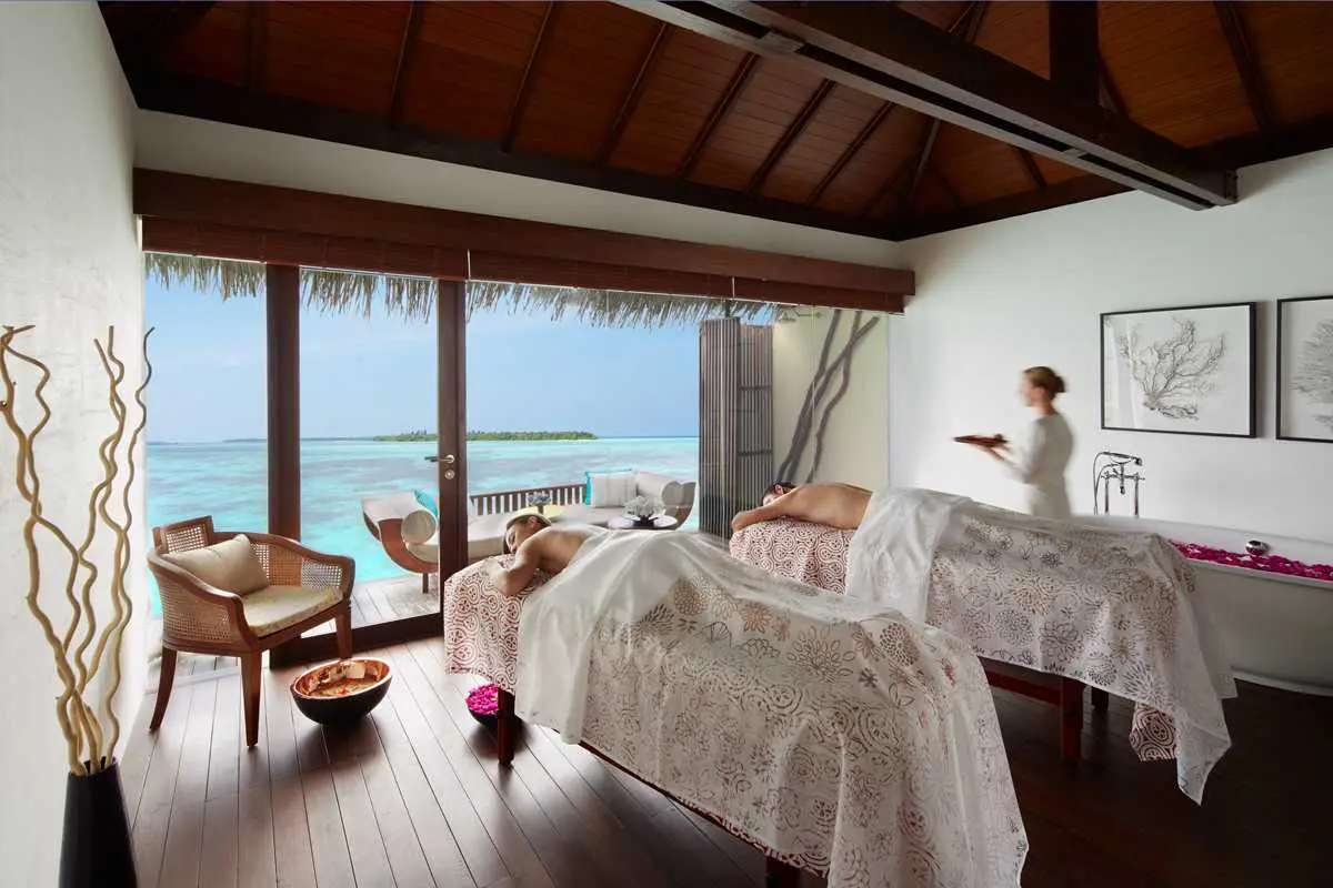 度假就是要SPA啊！這3個海島的SPA「世界級」厲害：印度洋海上瑜伽、古泰國香草按摩、阿育吠陀療法