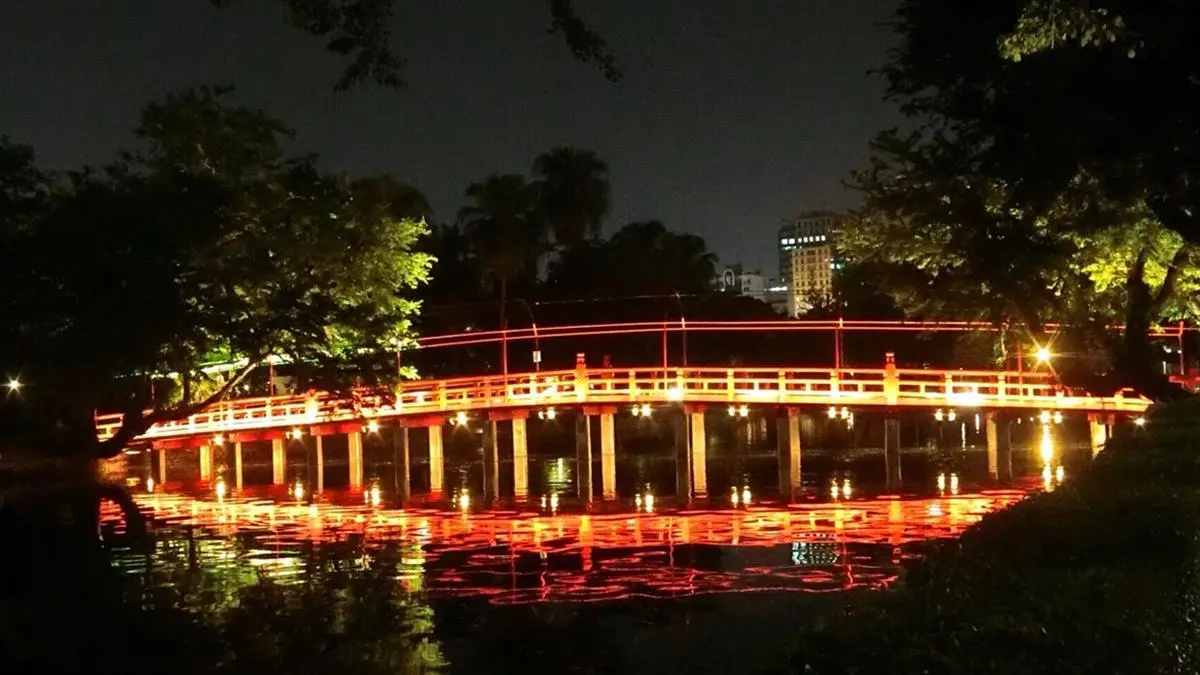 浪漫打卡點!日式喜鵲橋、湖中宮殿,免費七夕約會景點! 浪漫打卡點!日式喜鵲橋、湖中宮殿,免費七夕約會景點!