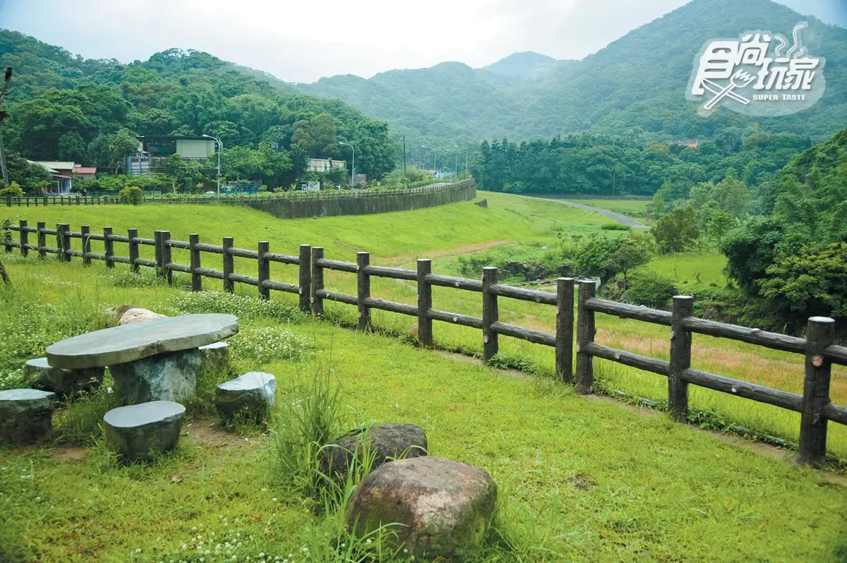 內科人消暑後花園!瀑布溪水親子步道+順遊4亮點:「龍骨」吊橋、台北百萬夜景觀景台、女生最愛酥餅 內科人消暑後花園!瀑布溪水親子步道+順遊4亮點:「龍骨」吊橋、台北百萬夜景觀景台、女生最愛酥餅