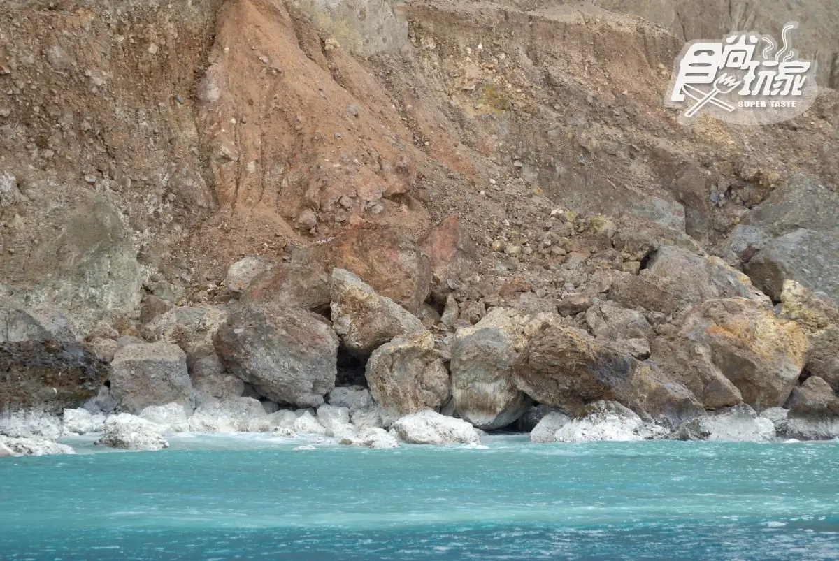 從來沒這麼近看過龜山島！搭船賞八景 人品好還可遇到海豚開趴踢