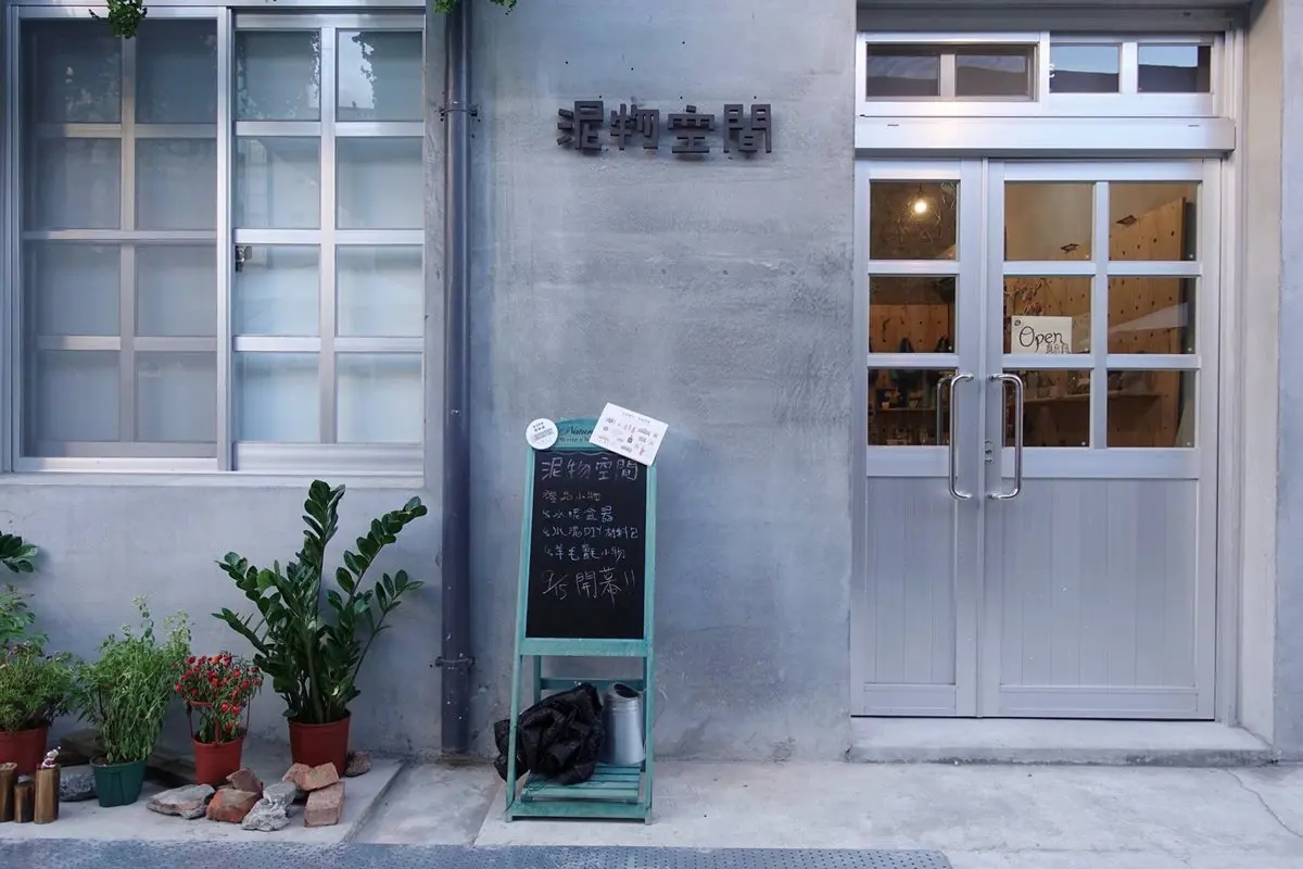 宜蘭新亮點！7連棟老屋變身IG景點 懷舊餐酒館、復古背包客棧都超好拍