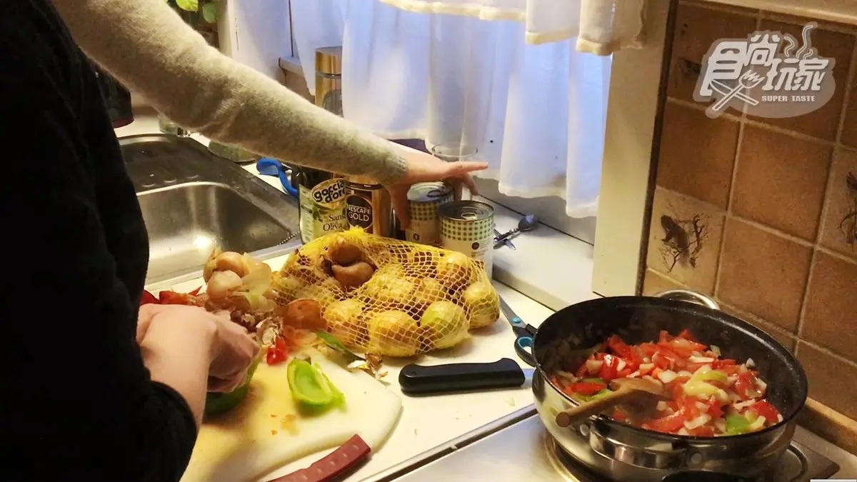住進北極格陵蘭這家旅店,經理說:拜託一定要記得關門【食尚小編出任務】 住進北極格陵蘭這家旅店,經理說:拜託一定要記得關門【食尚小編出任務】