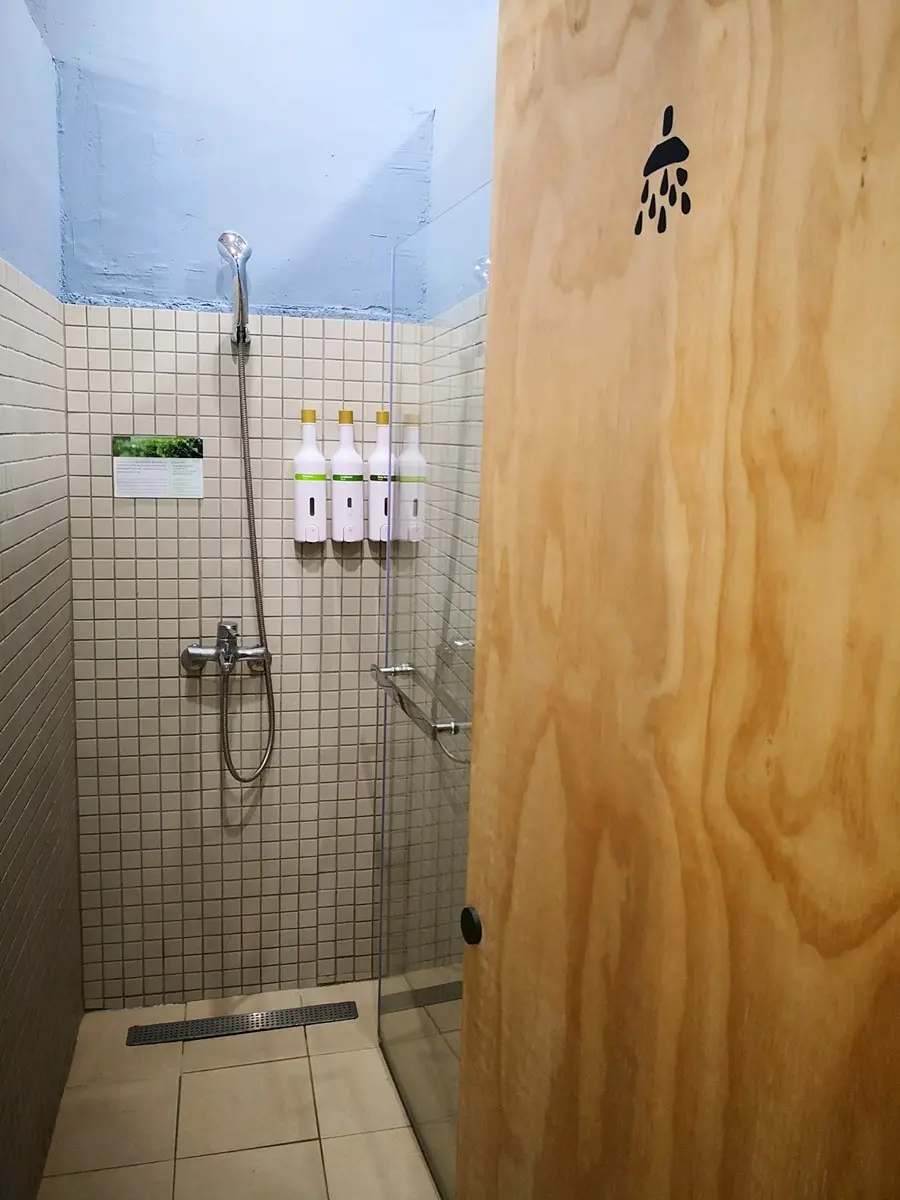 台版「霍格華茲風」背包旅店 這根本是睡在圖書館裡 台版「霍格華茲風」背包旅店 這根本是睡在圖書館裡