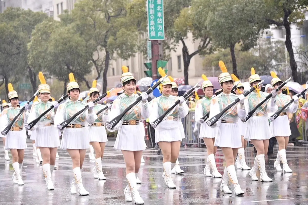 好想再看一次!「東京迪士尼」首次來台遊行,雨衣米奇米妮萌翻天 好想再看一次!「東京迪士尼」首次來台遊行,雨衣米奇米妮萌翻天