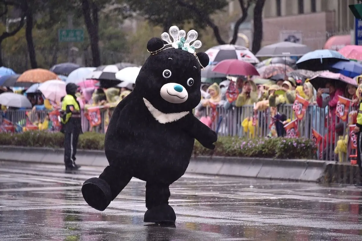 好想再看一次!「東京迪士尼」首次來台遊行,雨衣米奇米妮萌翻天 好想再看一次!「東京迪士尼」首次來台遊行,雨衣米奇米妮萌翻天