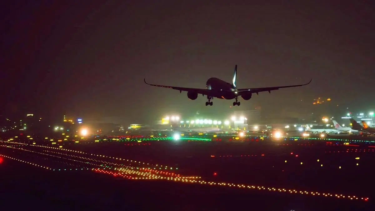 看飛機起降、賞百萬夜景!距離超近「賞飛機景點」浪漫景觀餐廳正夯 看飛機起降、賞百萬夜景!距離超近「賞飛機景點」浪漫景觀餐廳正夯