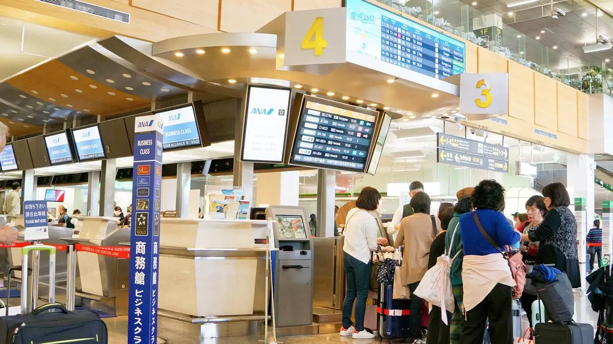小資族搶票預備備!長榮、華航「全航線促銷」日本港澳來回3000元 小資族搶票預備備!長榮、華航「全航線促銷」日本港澳來回3000元