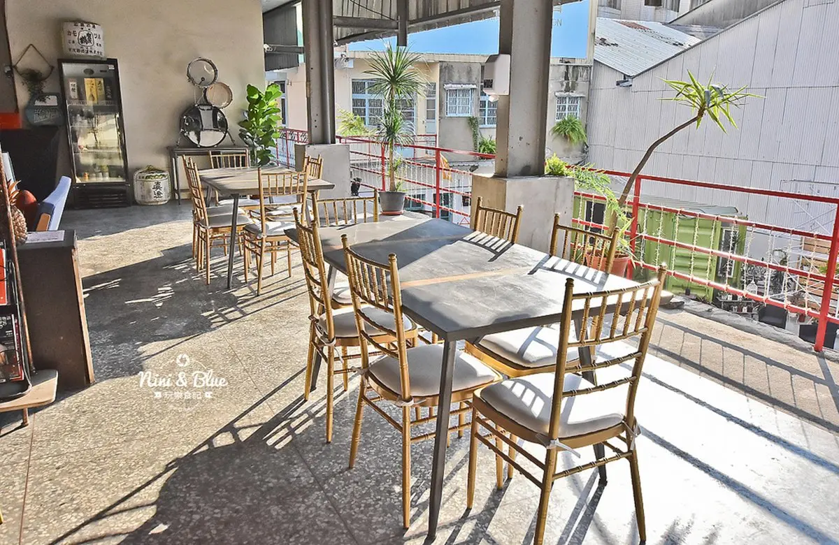 IG夯點！台中廢棄工廠變「美拍市集」，還可免費體驗自助洗頭