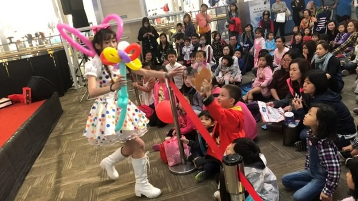 最新「百元氣墊樂園」在新北市！14公尺金剛+8公尺噴火龍好嗨
