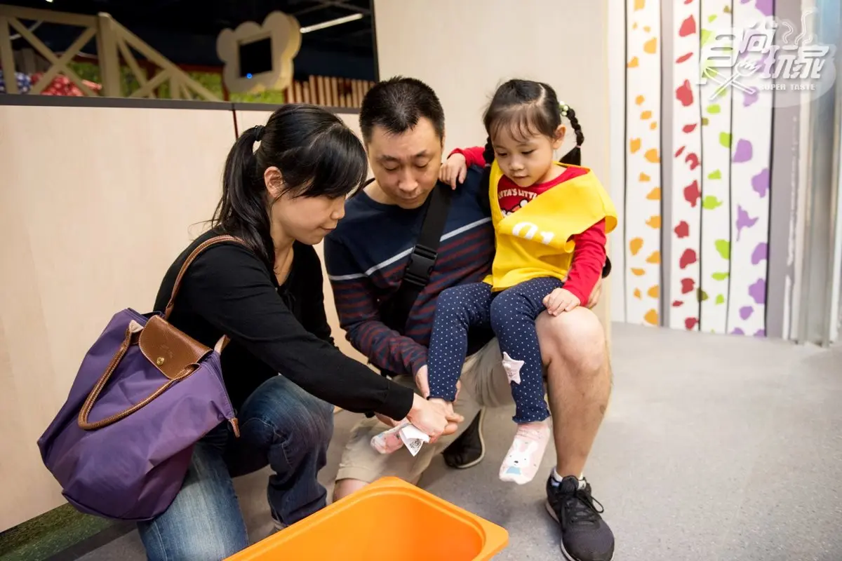 爸媽放心逛！這家新開IKEA擁有台灣唯一：北歐原裝搬來的「兒童遊戲室」