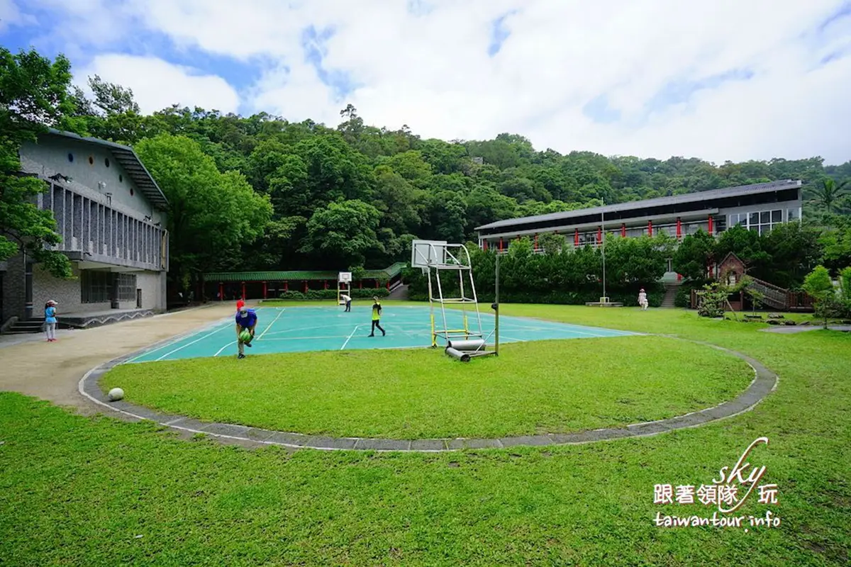 在地人才知!北中南親子玩水6祕境:世界最大水龍頭池、水濂洞瀑布、內雙溪畔 在地人才知!北中南親子玩水6祕境:世界最大水龍頭池、水濂洞瀑布、內雙溪畔