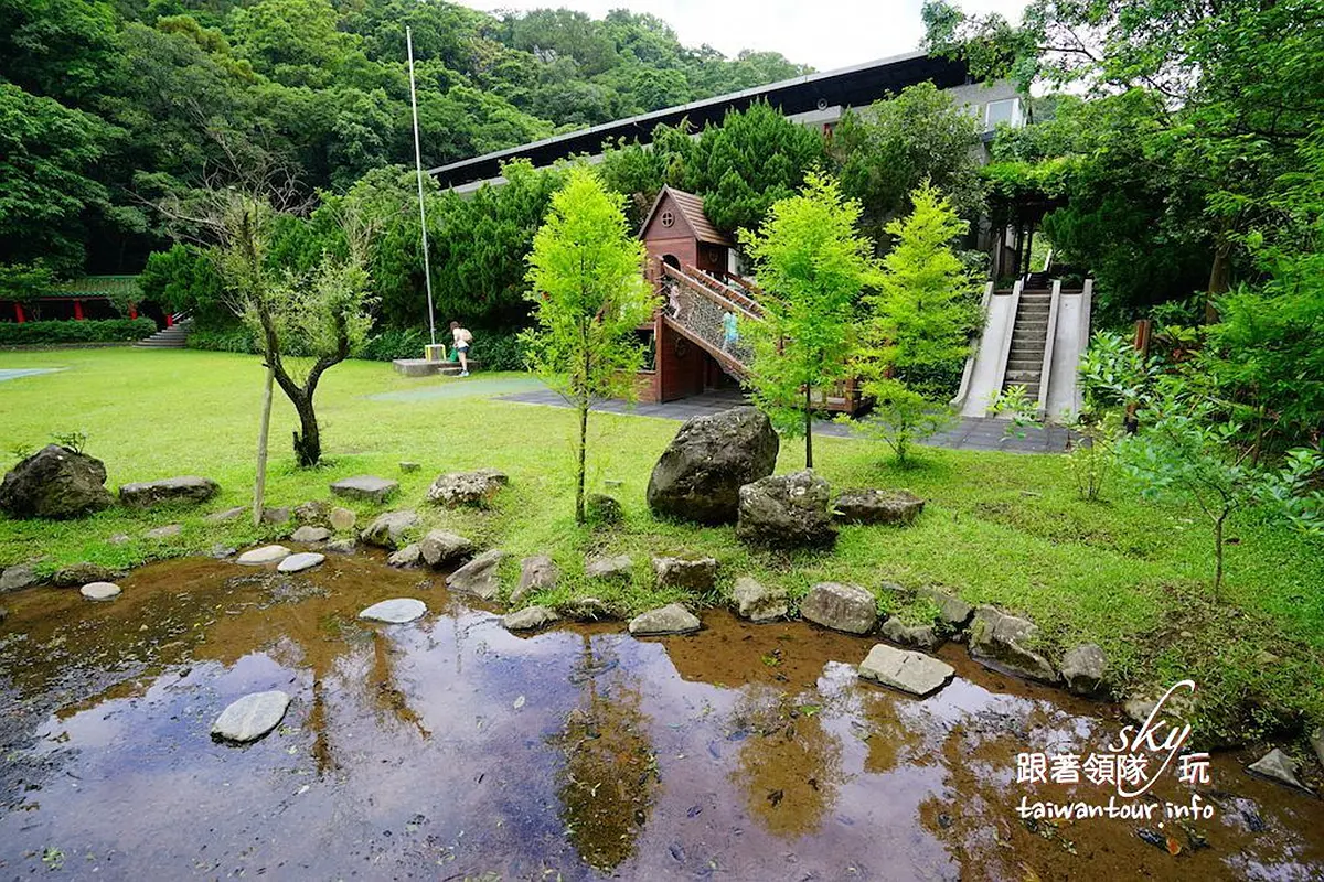 在地人才知!北中南親子玩水6祕境:世界最大水龍頭池、水濂洞瀑布、內雙溪畔 在地人才知!北中南親子玩水6祕境:世界最大水龍頭池、水濂洞瀑布、內雙溪畔