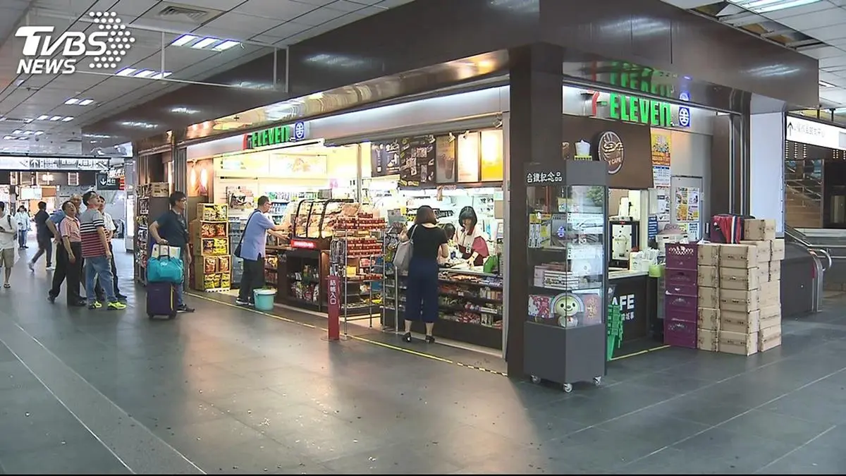 小七被幹掉了！台鐵超商大洗牌「全家」進駐全台25車站